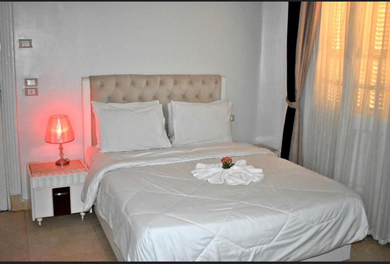 Caca 3* Il Cairo