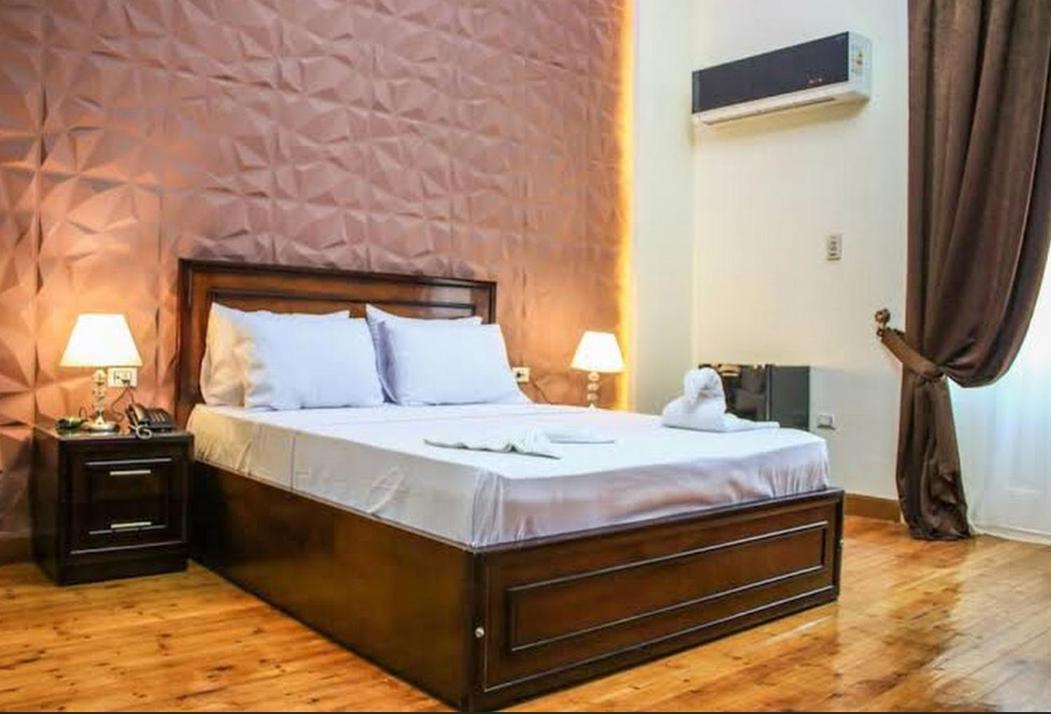 Caca Hotel 3*